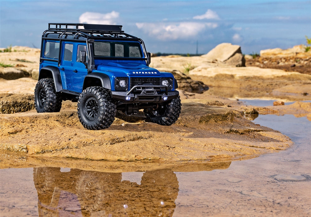 Traxxas 1/18 TRX-4M RTR with Land Rover Defender Body