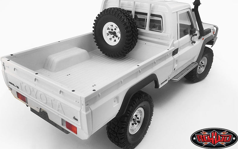 RC4WD Rear Fender Flares for Land Cruiser LC70 Body