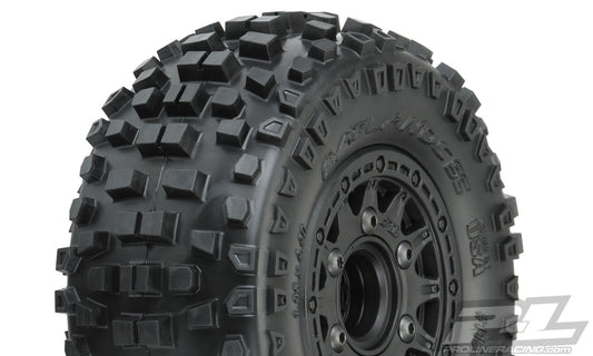 Pro-Line Badlands SC 2.2"/3.0" M2 Tires Mounted on Raid 6x30 Wheels (2)