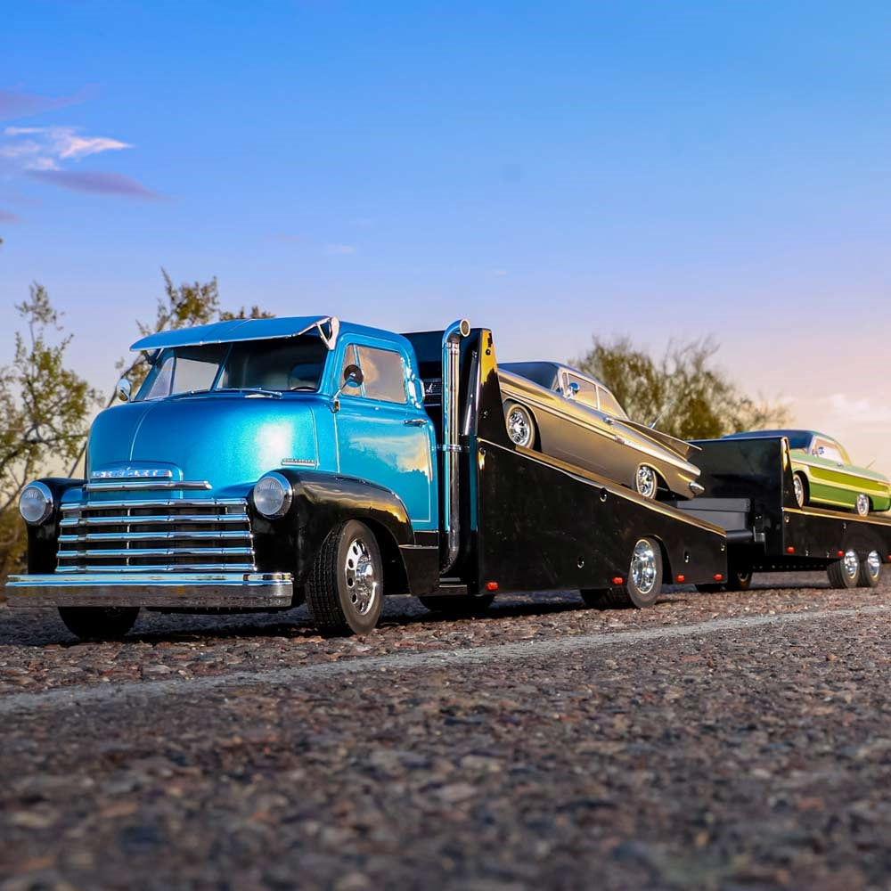 Redcat Custom Hauler with 1953 Chevrolet COE Body - Metallic Blue or Candy Red