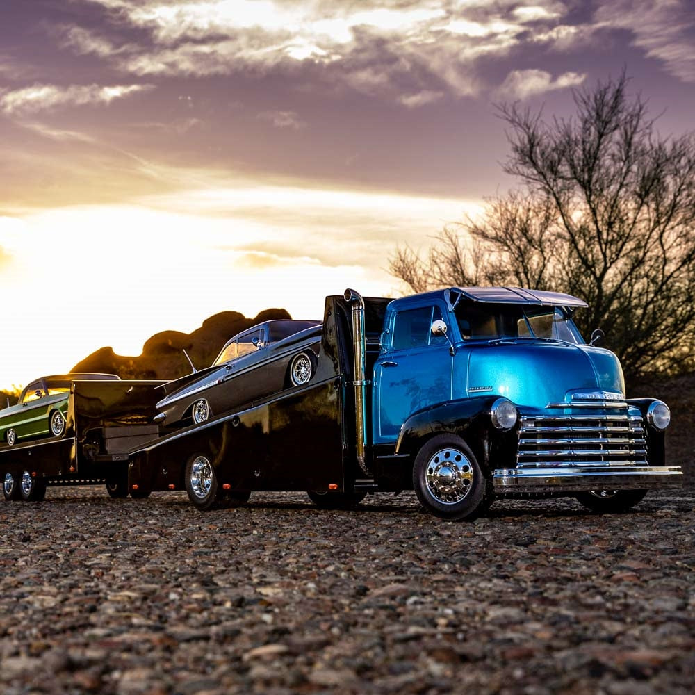 Redcat Custom Hauler with 1953 Chevrolet COE Body - Metallic Blue or Candy Red