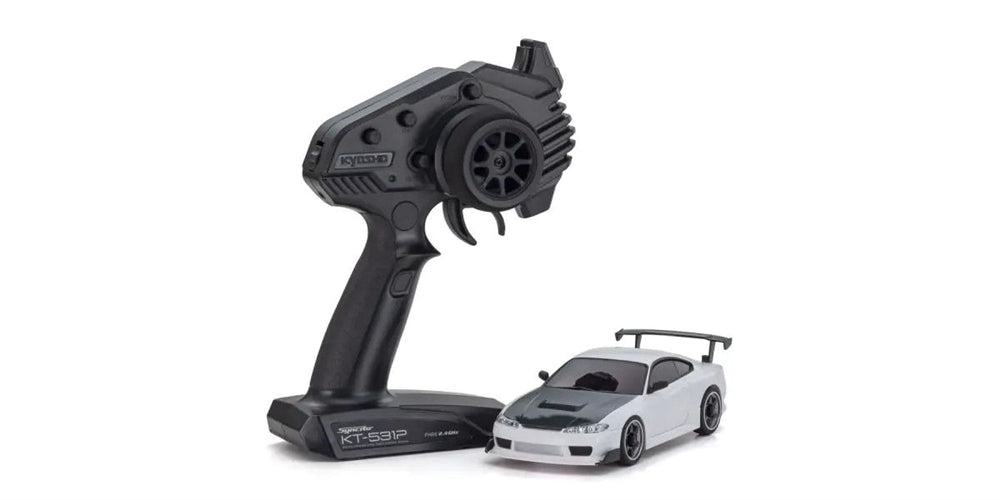 SCRATCH & DENT Kyosho MINI-Z AWD Nissan Silvia S15 w GT Wing - White