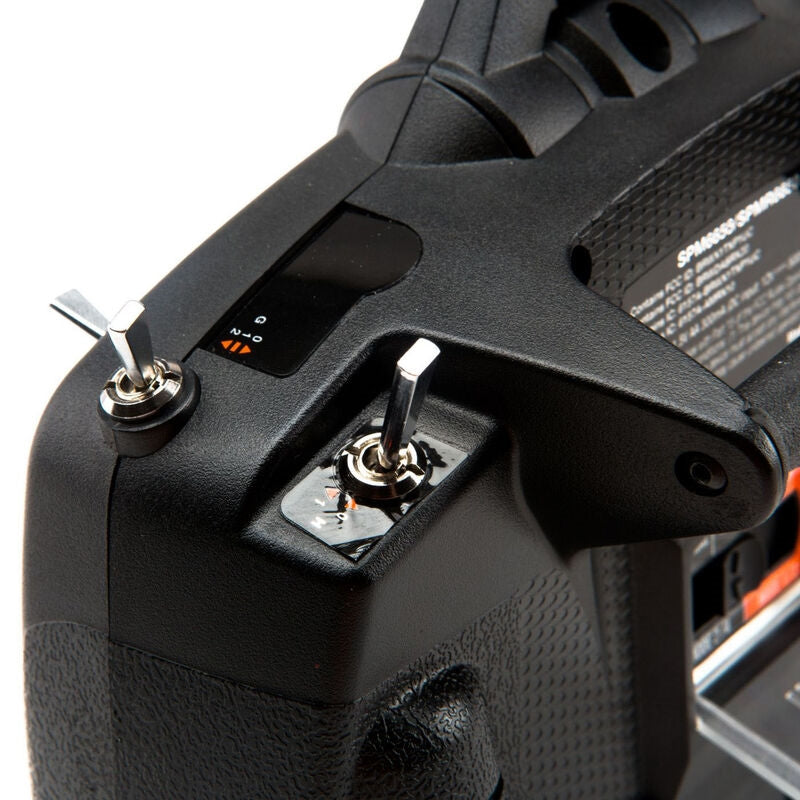 Spektrum DX6e 6-Channel DSMX Transmitter with AR620