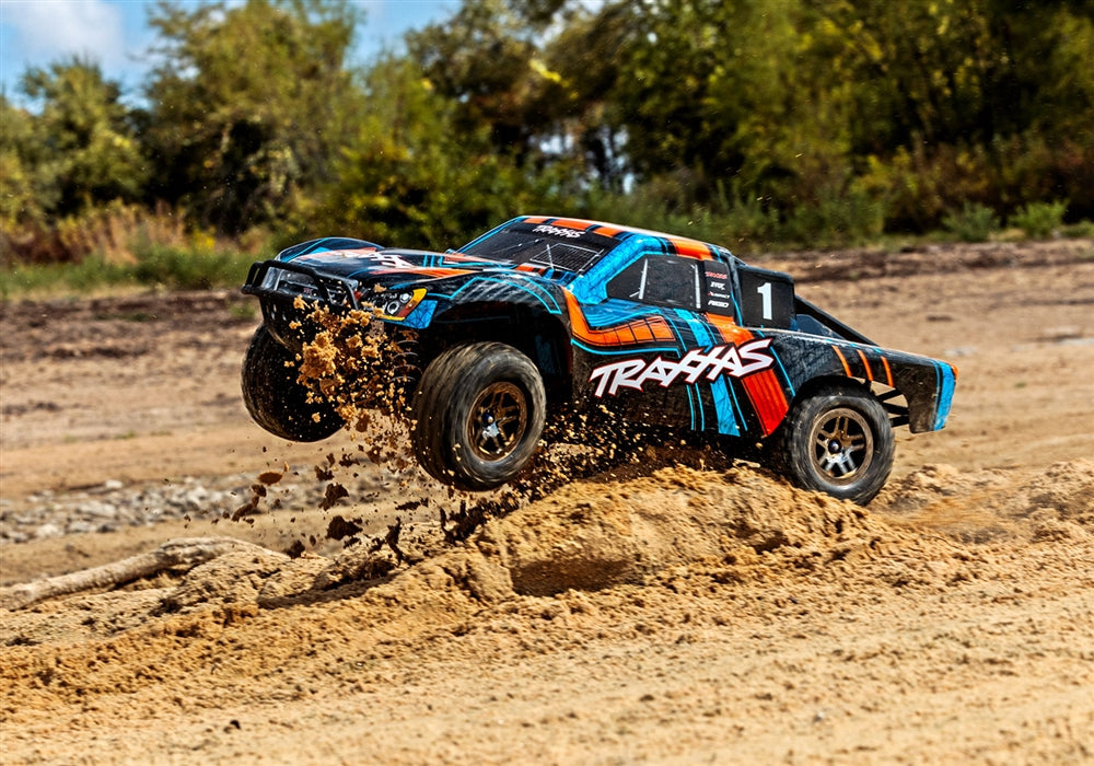 Traxxas 1/10 Slash 4X4 Ultimate Brushless RTR with Clipless Body Mounting - Assorted Colors
