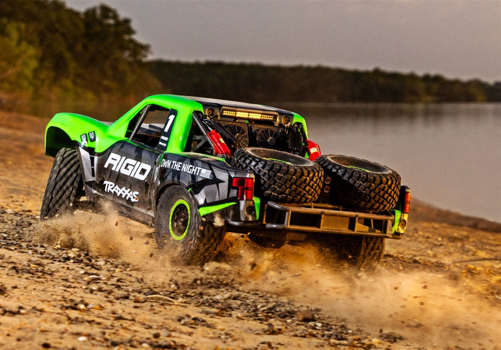 Traxxas Unlimited Desert Racer 4WD 6S Electric Race Truck RTR