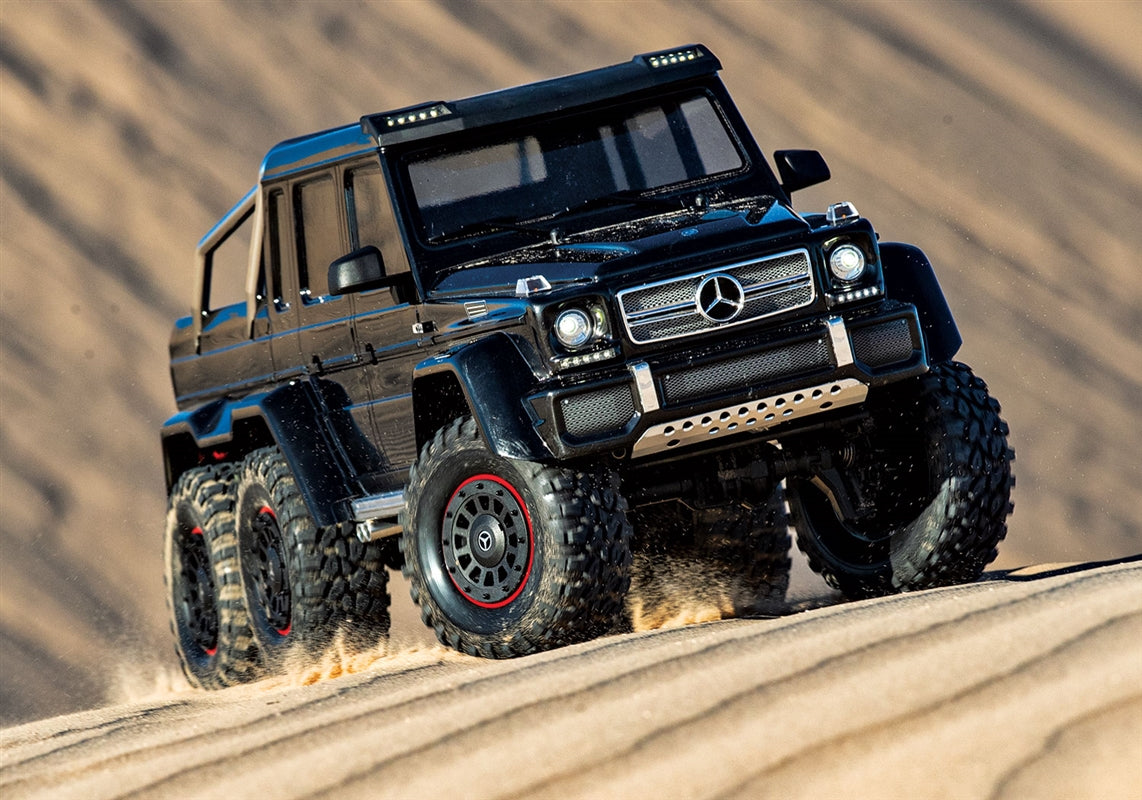 Traxxas TRX-6 RTR with Mercedes-Benz G 63 AMG 6x6 Body (Black)