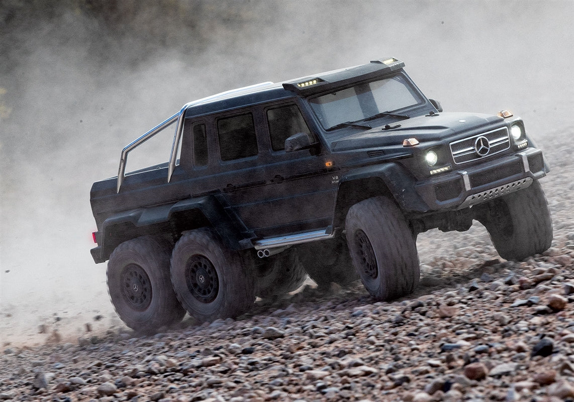 Traxxas TRX-6 RTR with Mercedes-Benz G 63 AMG 6x6 Body (Black)