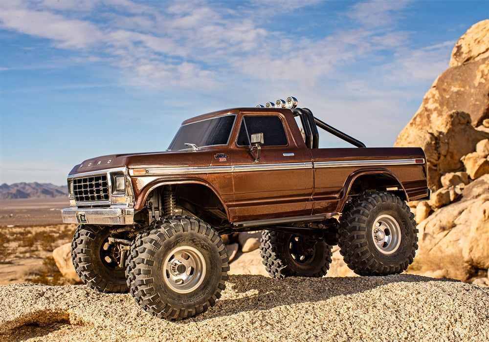 Traxxas TRX-4 High Trail RTR with 1979 Ford F150 Ranger XLT Body - Assorted Colors