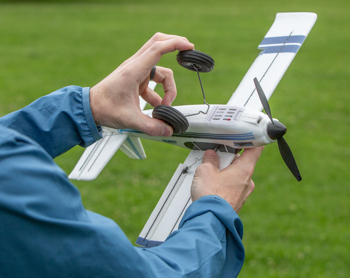 Rage RC Scout 500mm Brushless Airplane RFRT